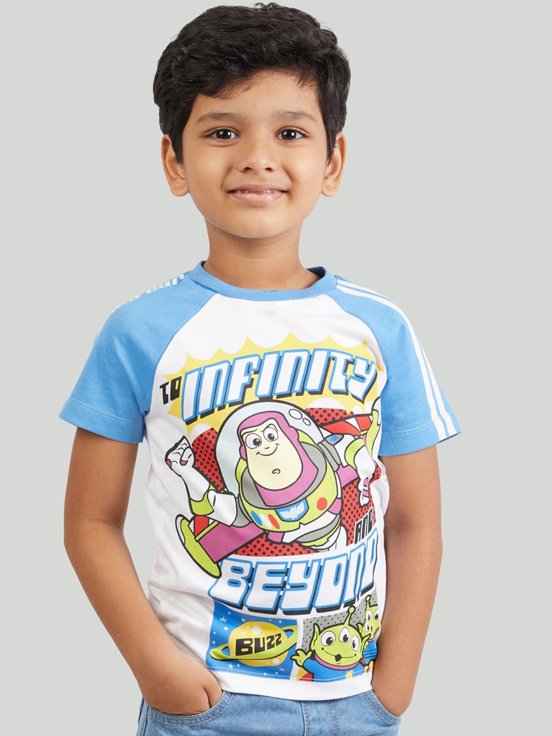 

Zalio Boys White Disney Printed T-shirt