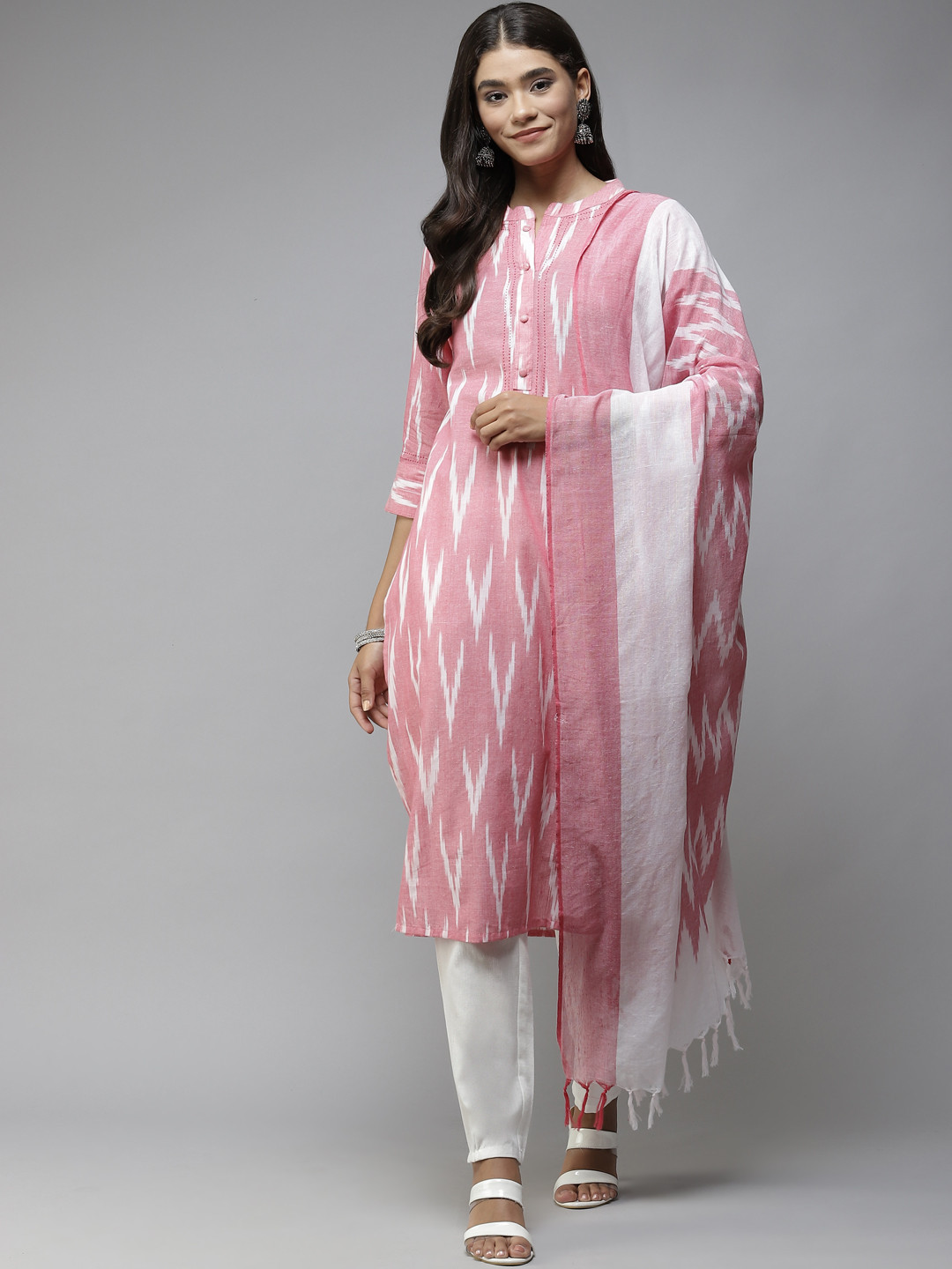 

Yufta Women Pink Printed Pure Cotton Kurta with Trousers & With Dupatta