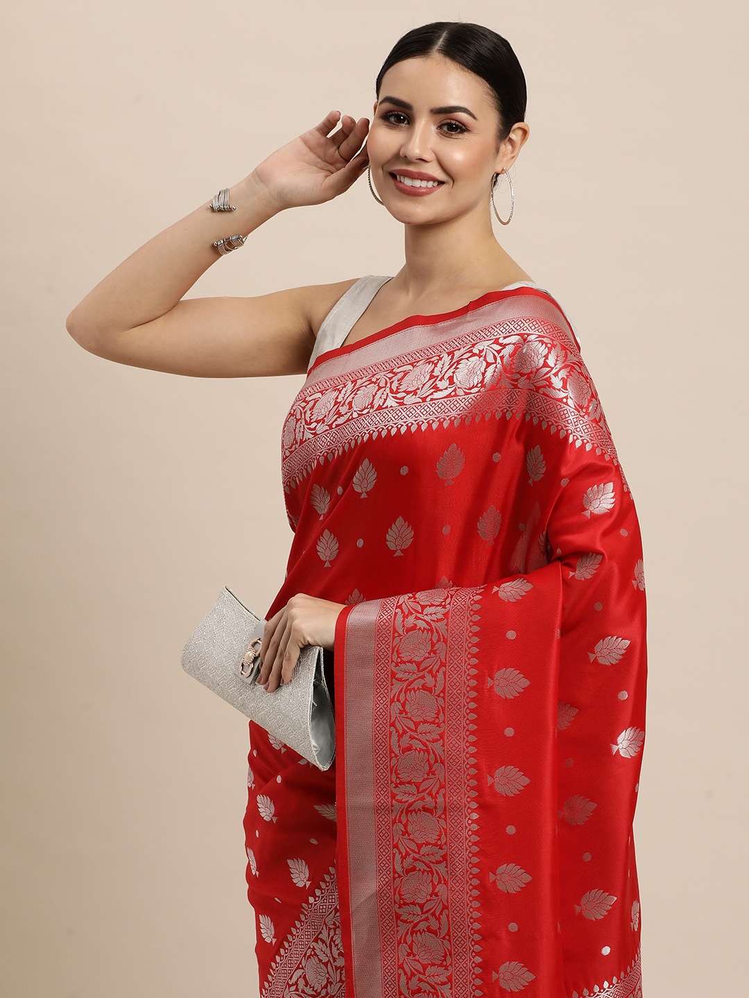

Royal Rajgharana Saree Red Ethnic Motifs Silk Blend Paithani Sarees