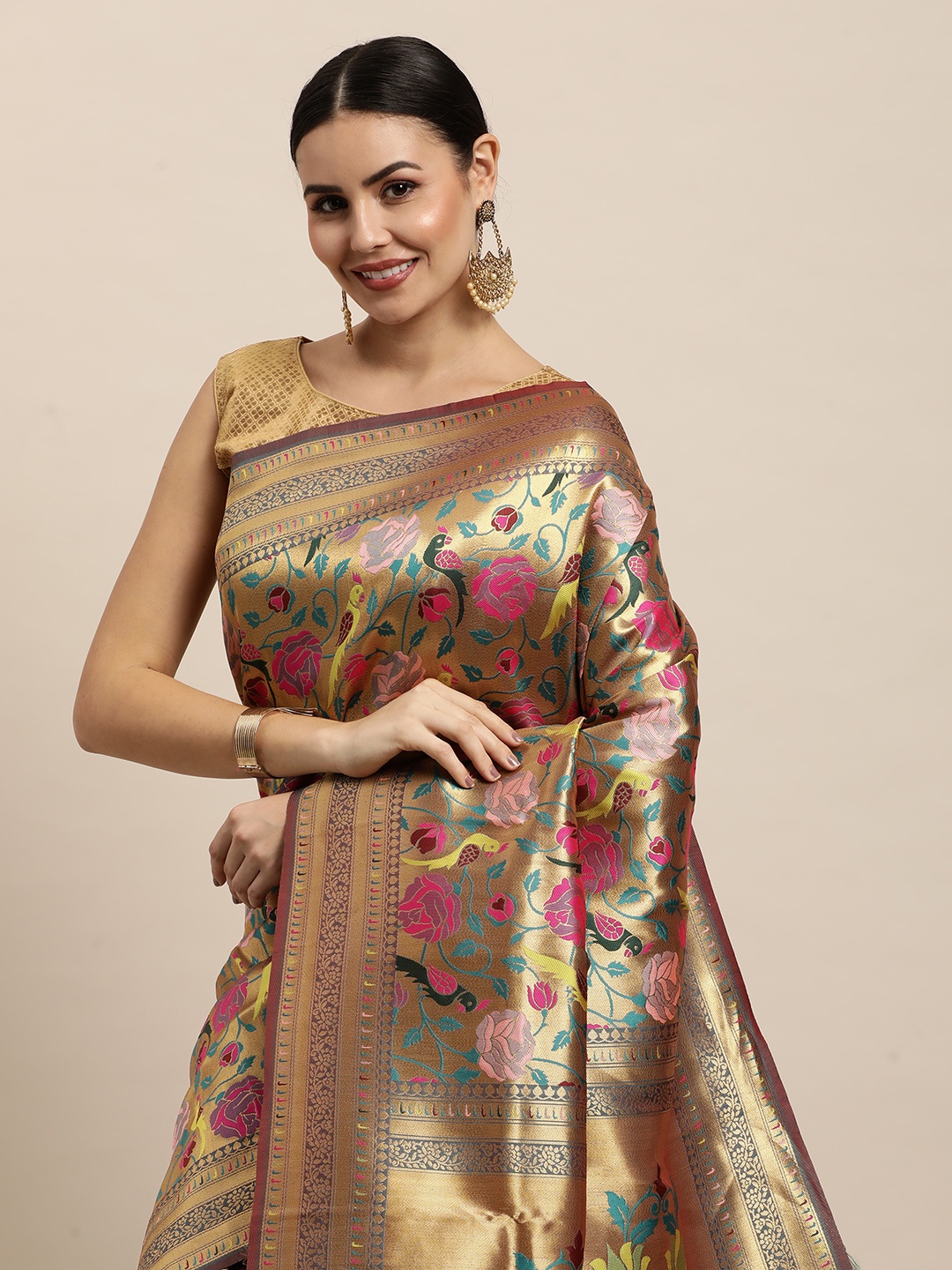 

Royal Rajgharana Saree Golden Ethnic Motifs Silk Blend Banarasi Sarees, Gold