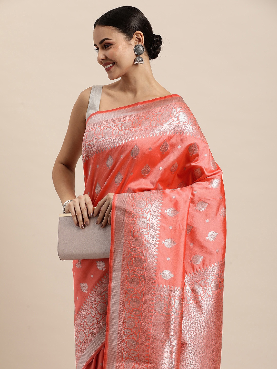 

Royal Rajgharana Saree Peach-Coloured Ethnic Motifs Silk Blend Paithani Sarees