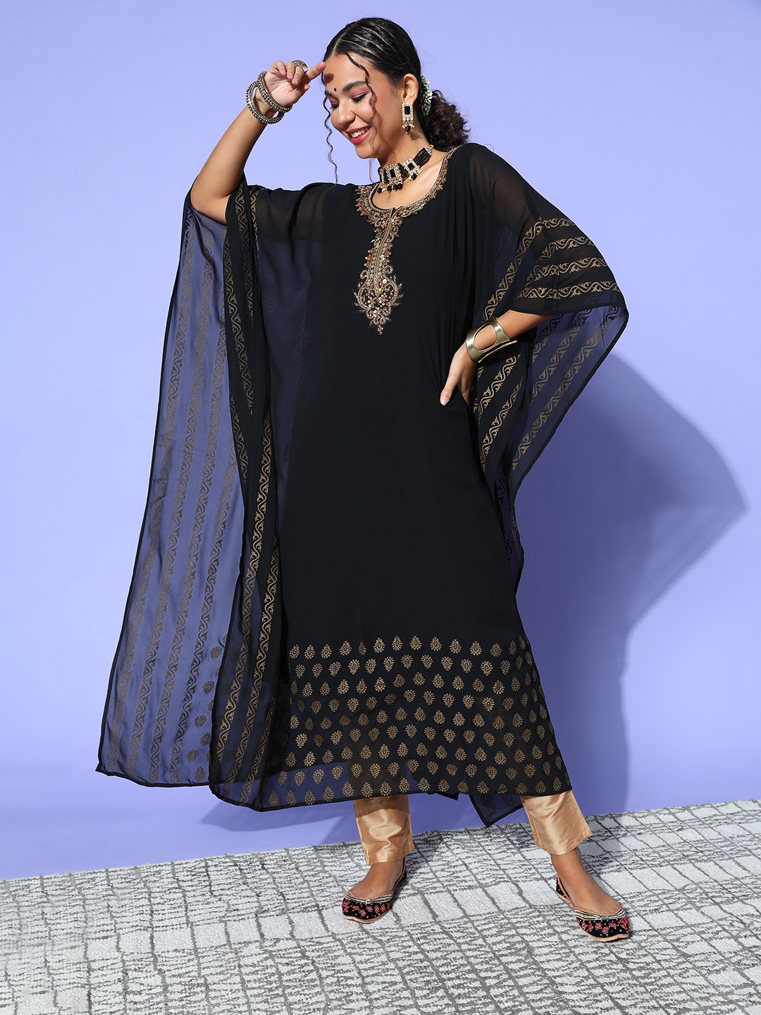 

ZOLA Women Black Ethnic Motifs Printed Flared Sleeves Georgette Kaftan Kurta