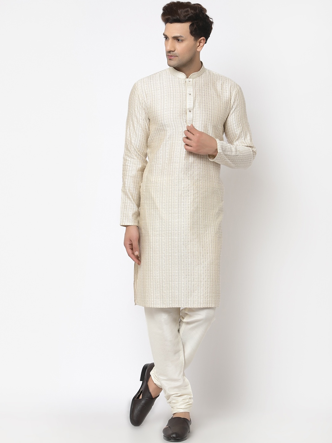 

Chitwan Mohan Men Cream-Coloured Kurta with Churidar