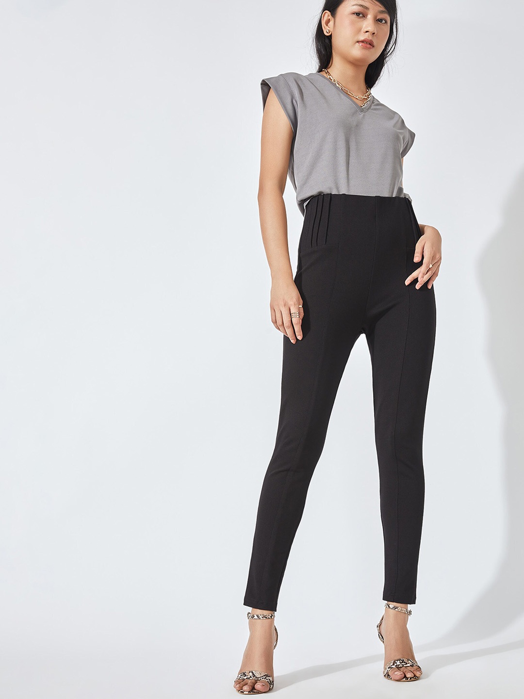 

The Label Life Women Black Solid Pintuck Ankle-Length Leggings
