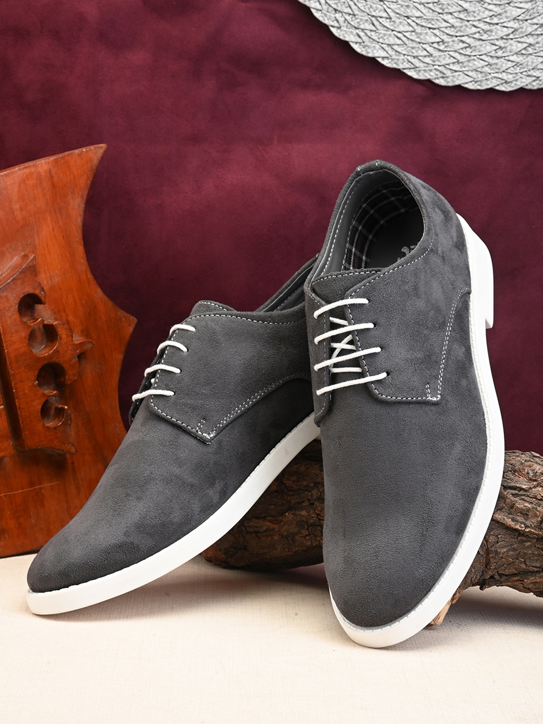 

Roadster Men Grey PU Derbys