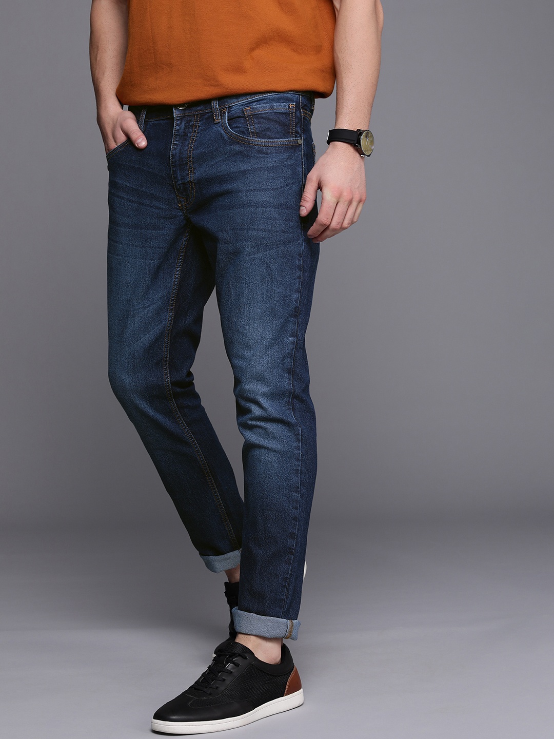 

WROGN Men Blue Slim Fit Light Fade Stretchable Jeans