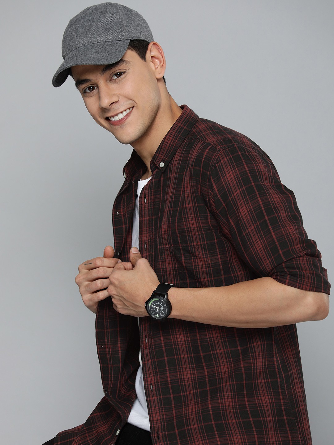

Harvard Men Black & Rust Red Checked Pure Cotton Casual Shirt