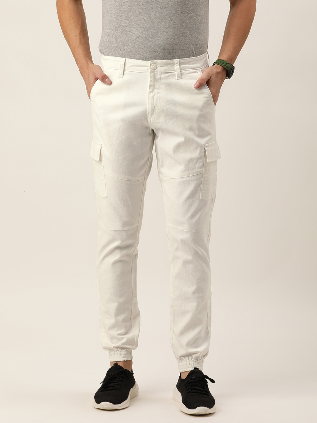 

IVOC Men White Solid Slim Fit Cargos