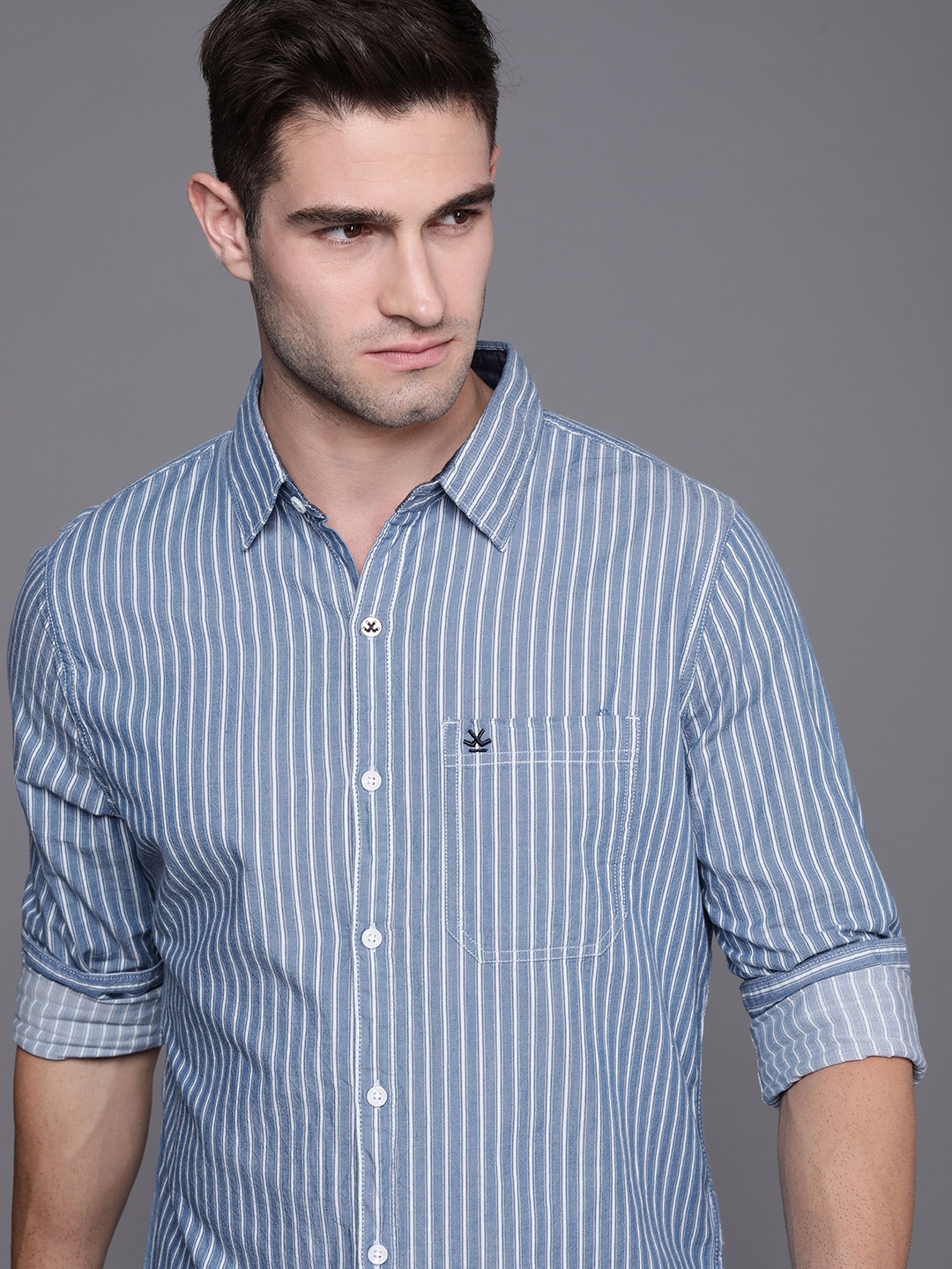 

WROGN Men Blue & Off White Stripes Slim Fit Casual Shirt