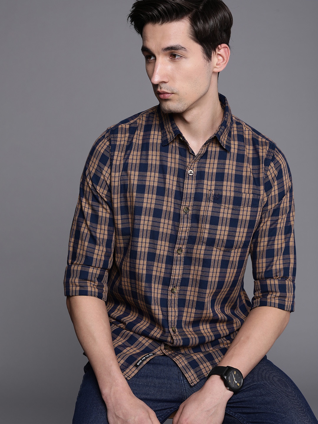 

WROGN Men Navy Blue Slim Fit Checked Casual Shirt