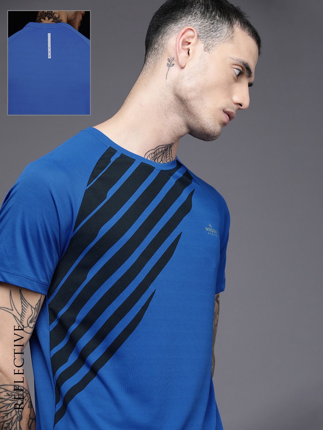 

WROGN ACTIVE Men Blue & Black Striped Slim Fit T-shirt