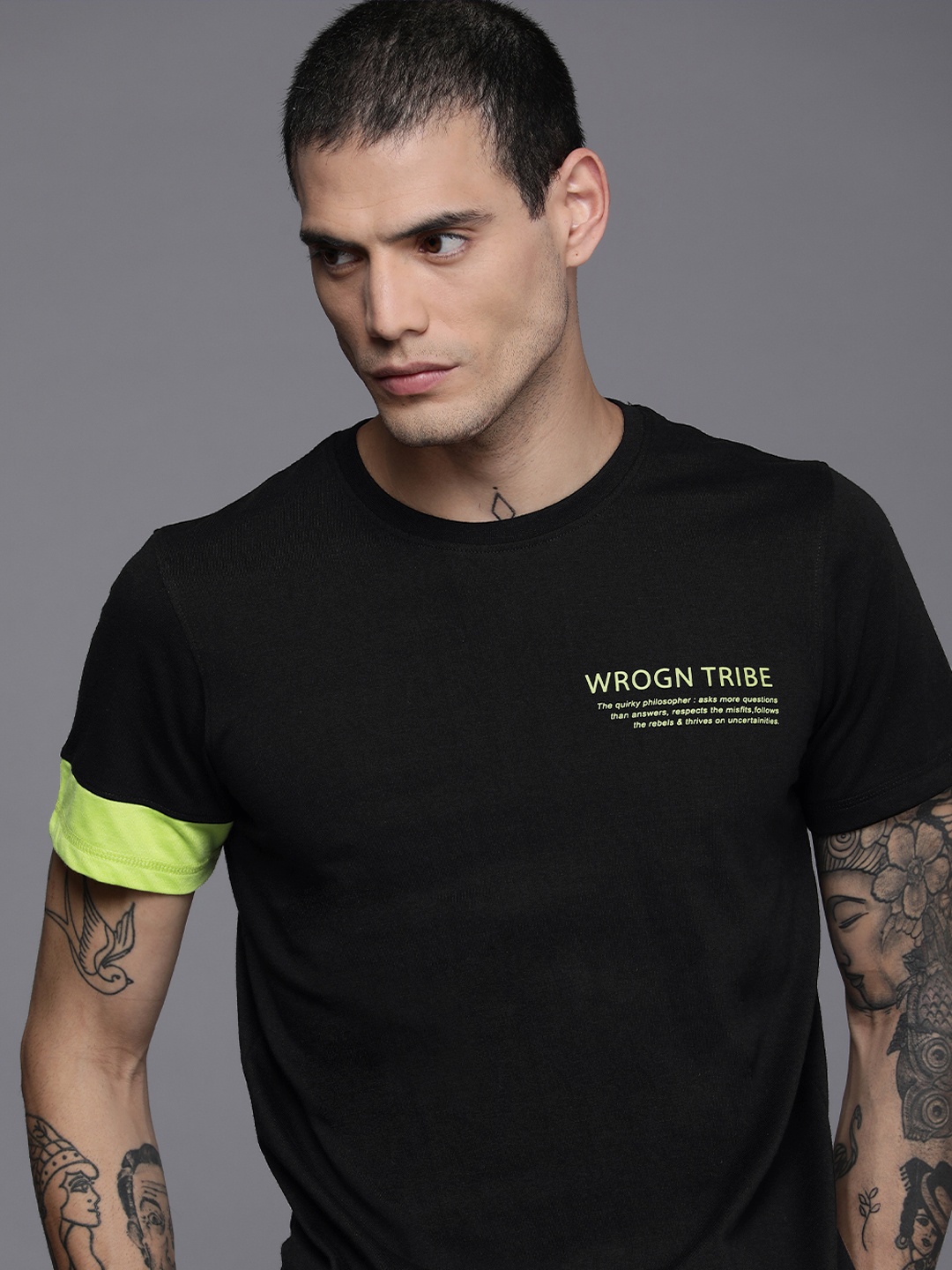 

WROGN Men Black & Fluorescent Green Brand Logo Colourblocked Slim Fit T-shirt