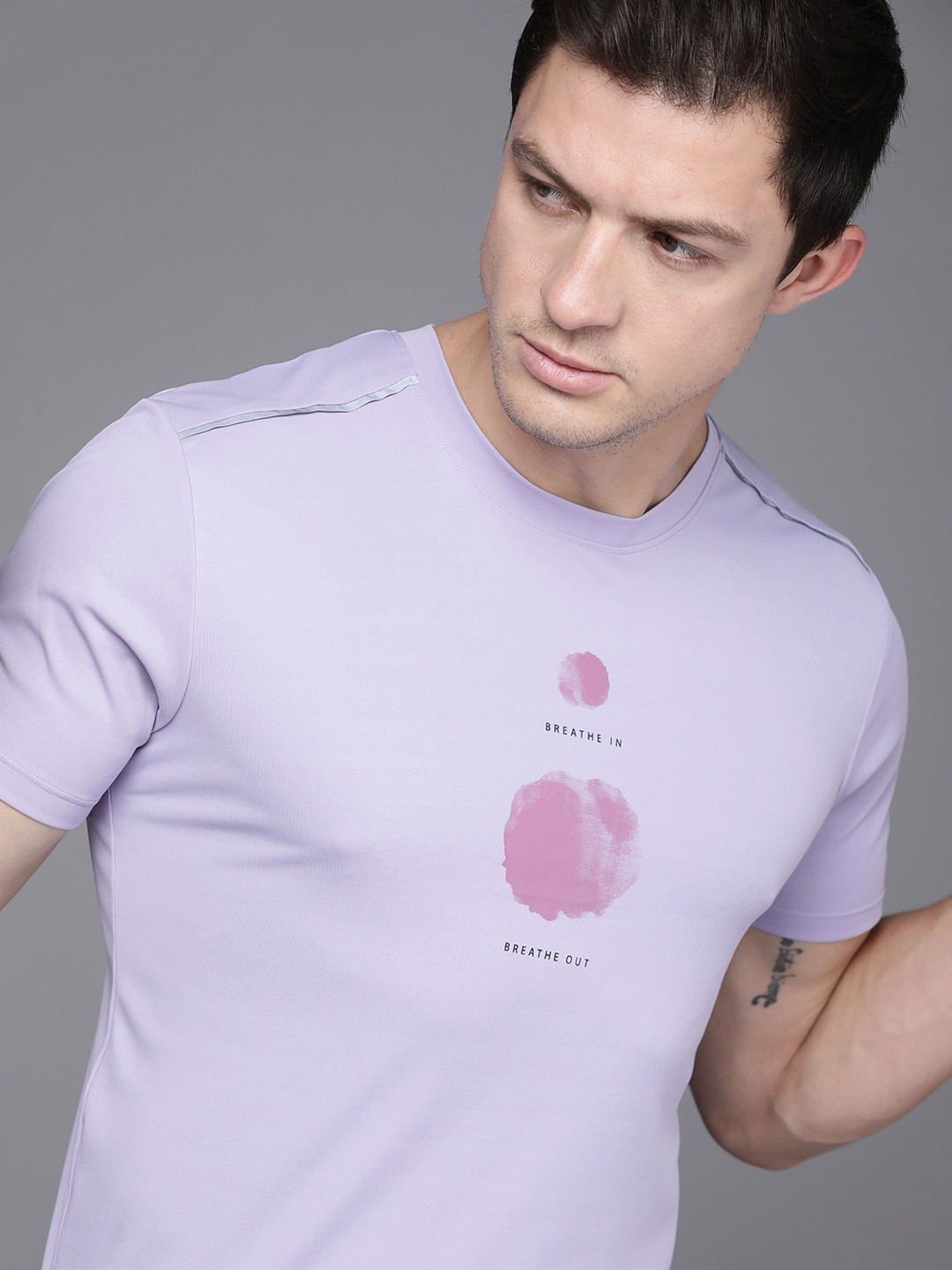 

WROGN ACTIVE Men Lavender Typography Printed Dry Pro Slim Fit T-shirt