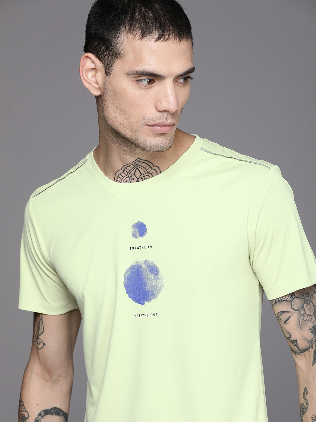 

WROGN ACTIVE Men Lime Green Typography Printed Slim Fit T-shirt