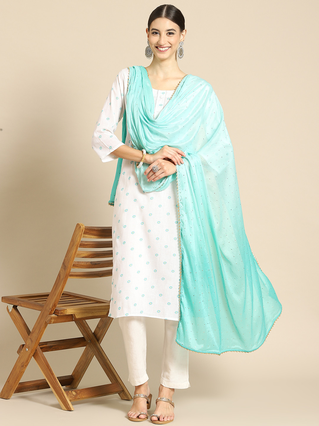 

Saadgi Blue & Gold-Toned Mukaish Handwork Gotta Patti Dupatta