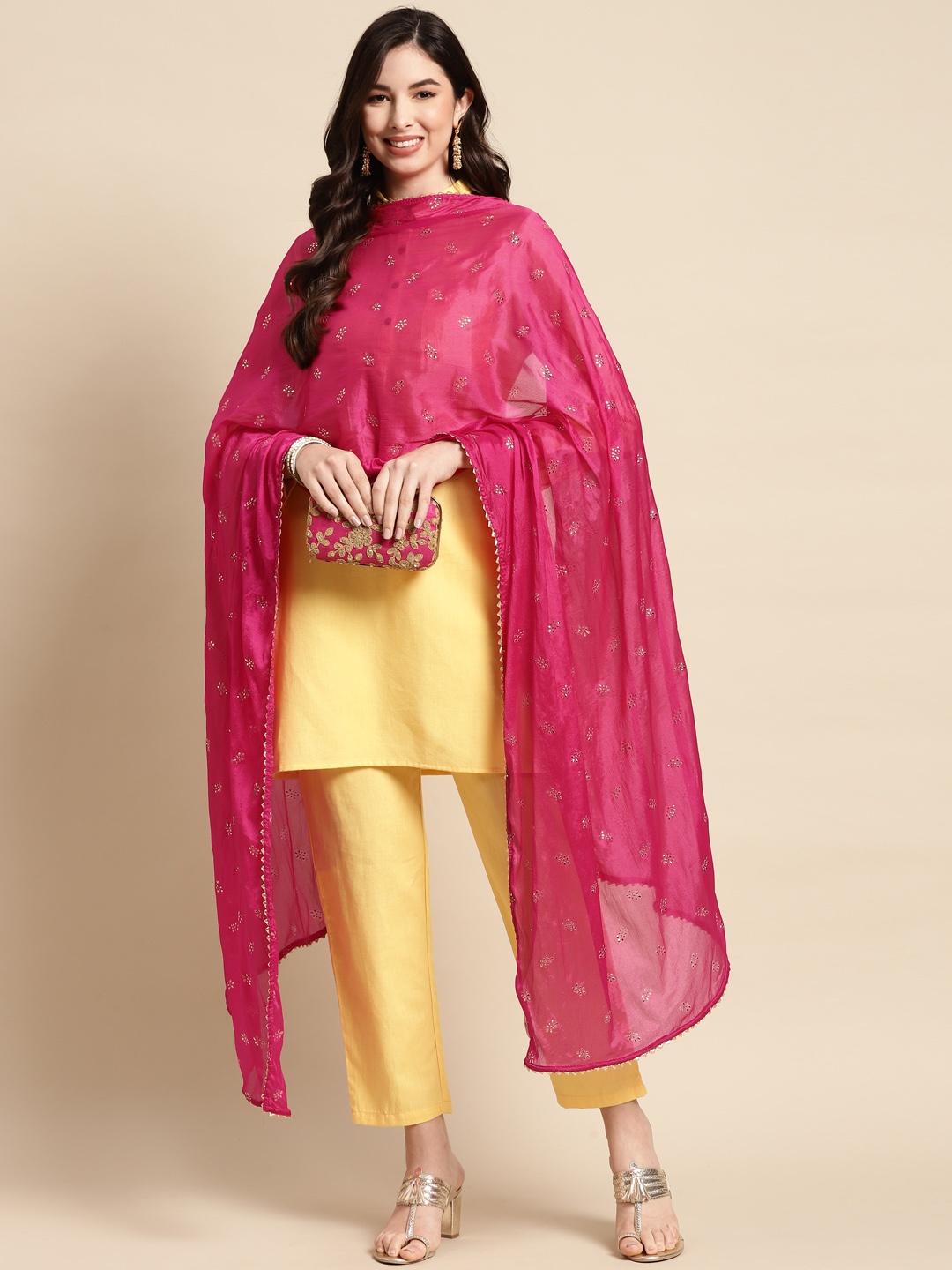 

Saadgi Magenta & Golden Ethnic Motifs Gotta Patti Dupatta with Mukaish