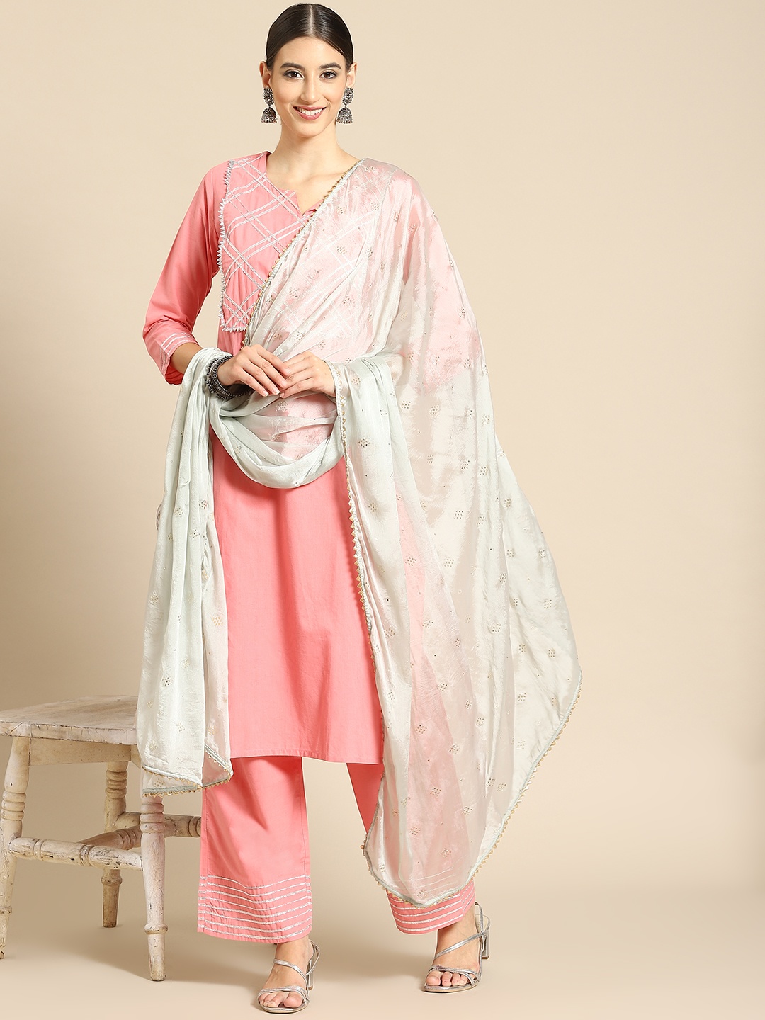 

Saadgi Off White & Gold-Toned Mukaish Handwork Gotta Patti Dupatta