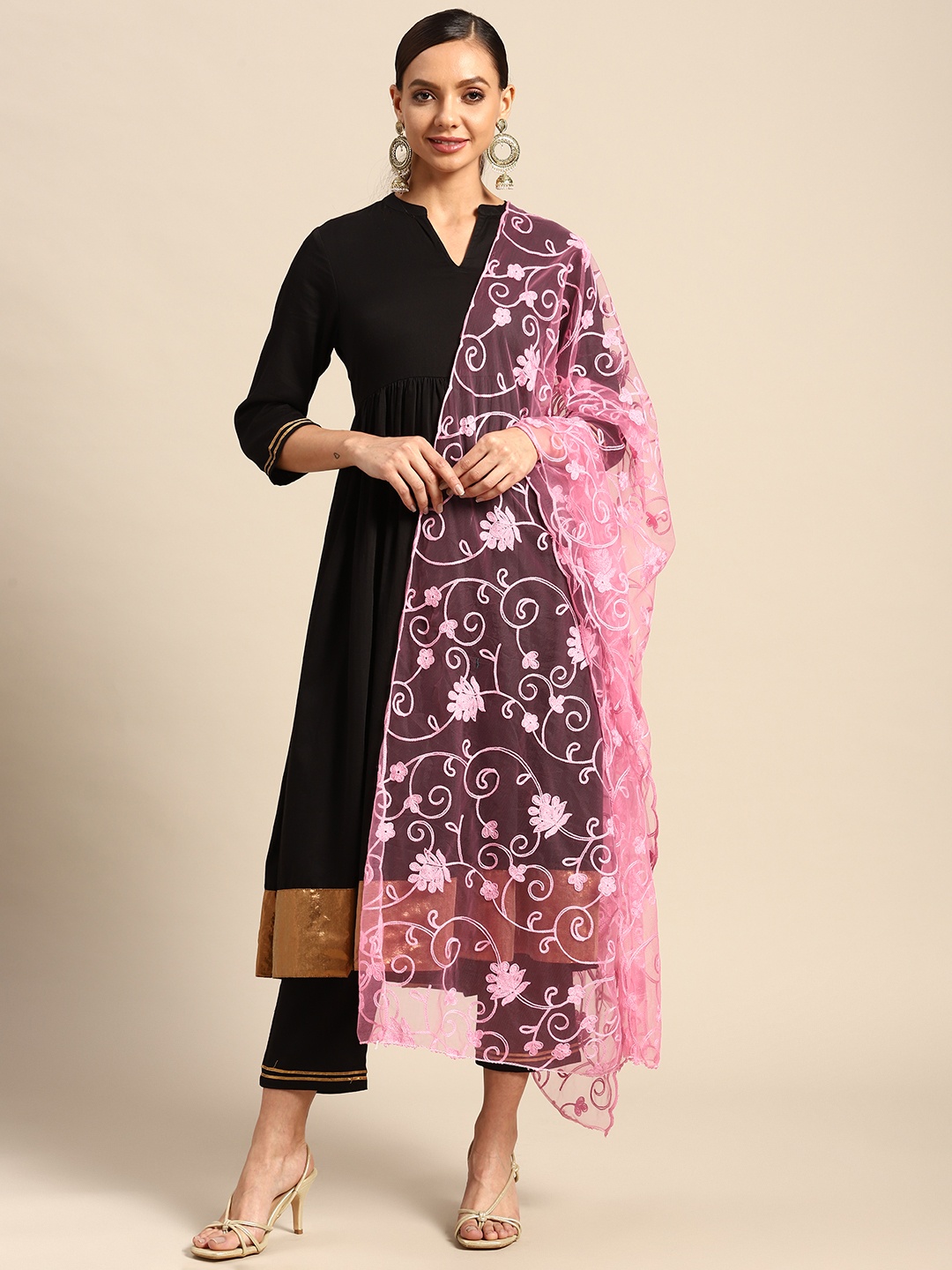 

Saadgi Pink Ethnic Motifs Embroidered Dupatta with Chikankari
