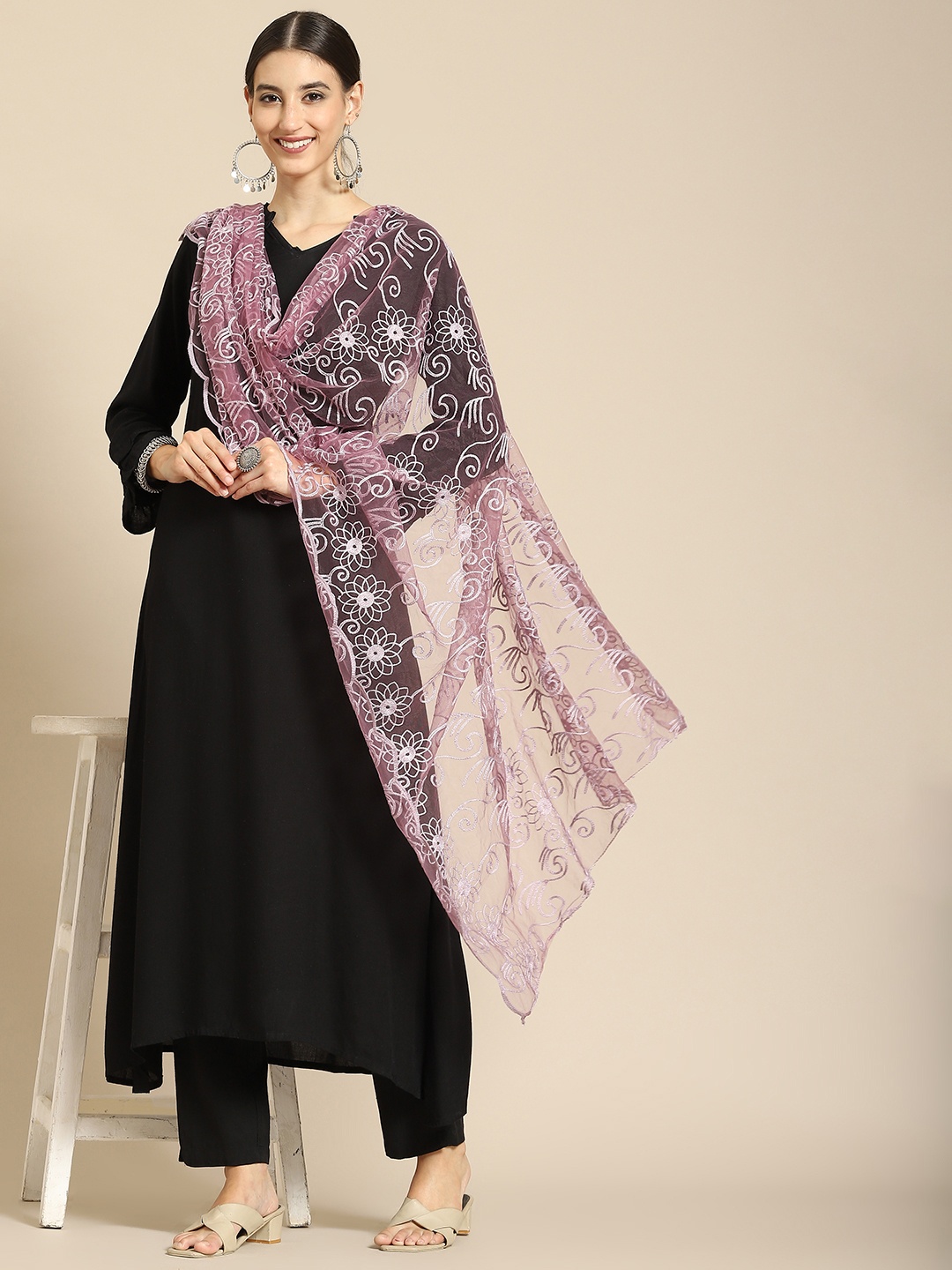 

Saadgi Lavender Ethnic Motifs Embroidered Dupatta with Chikankari