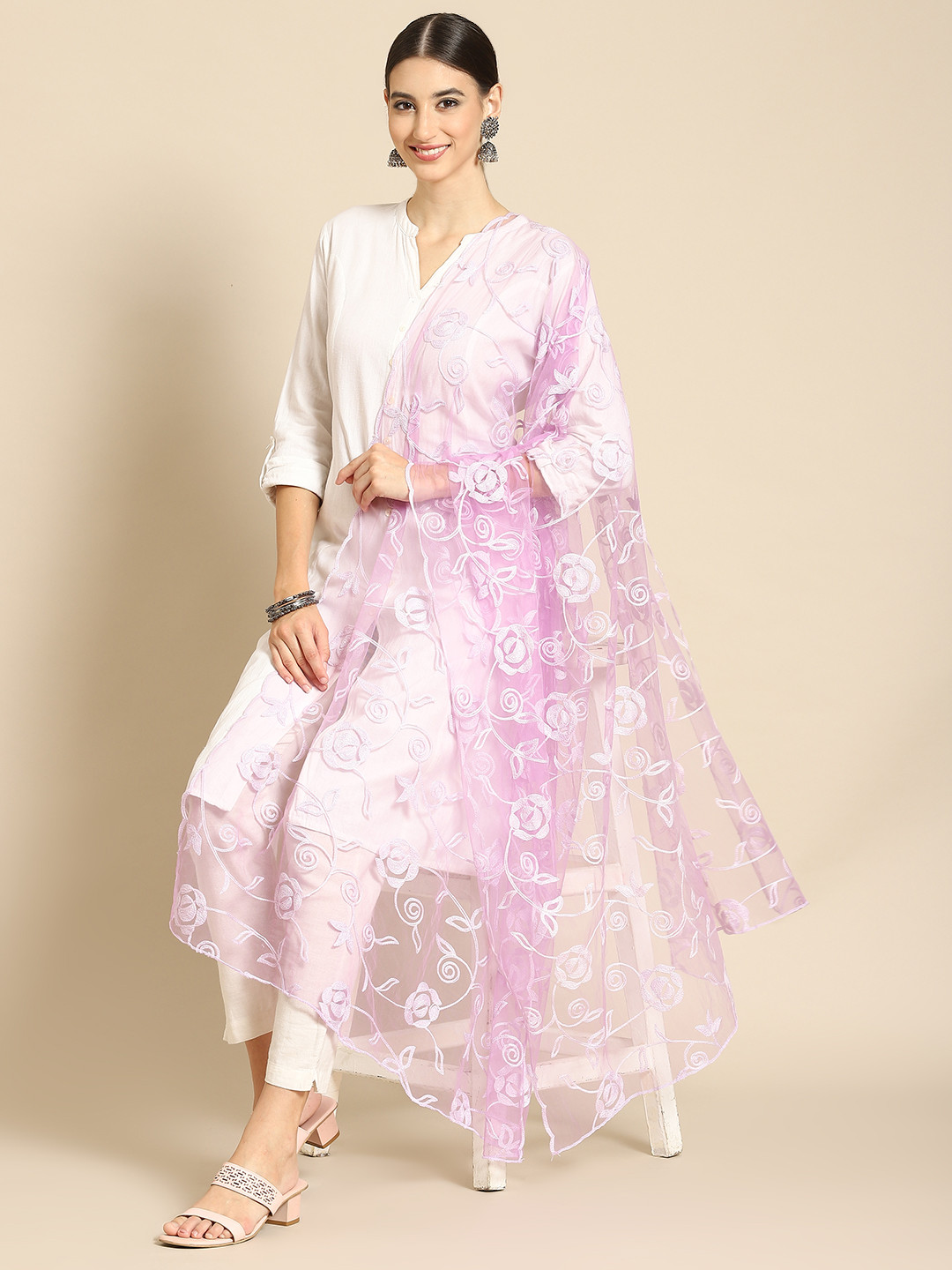 

Saadgi Mauve Ethnic Motifs Embroidered Dupatta with Chikankari