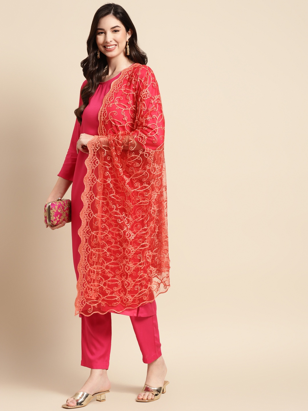 

Saadgi Red Ethnic Motifs Embroidered Dupatta with Chikankari