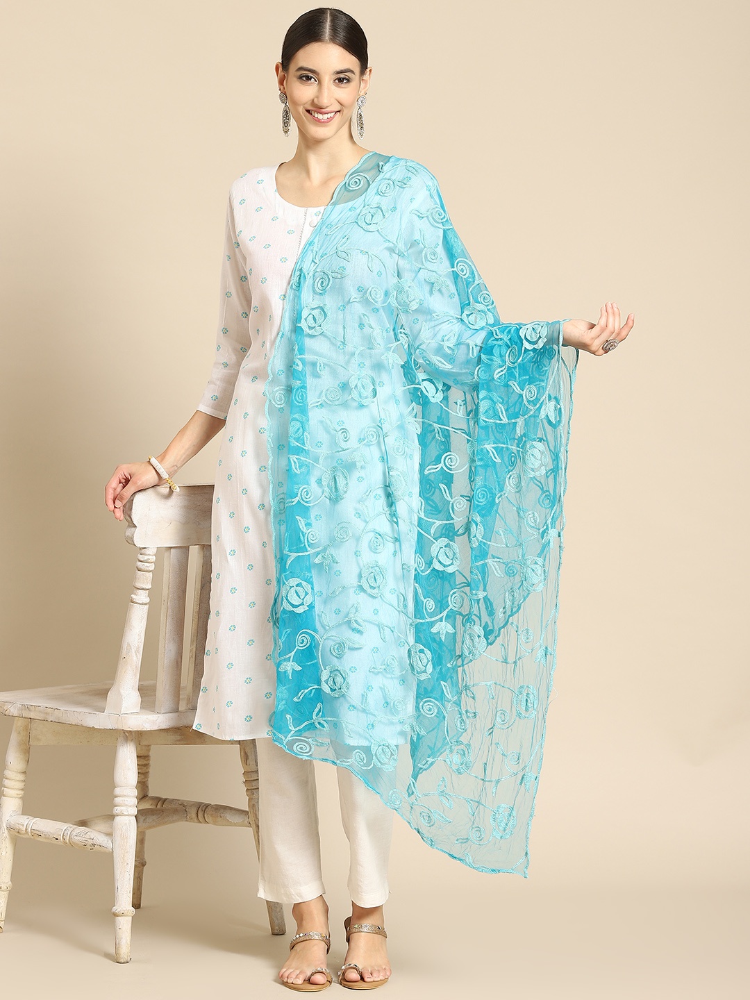 

Saadgi Blue Ethnic Motifs Embroidered Dupatta with Chikankari