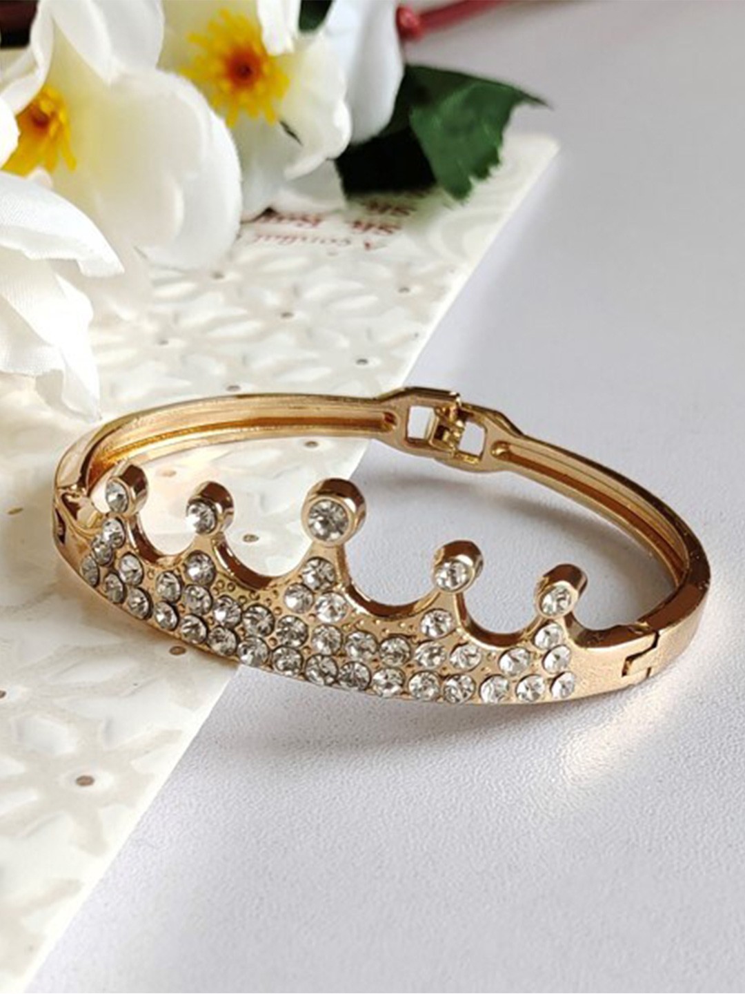 

ANNA CREATIONS Women White & Gold-Plated Kada Bracelet