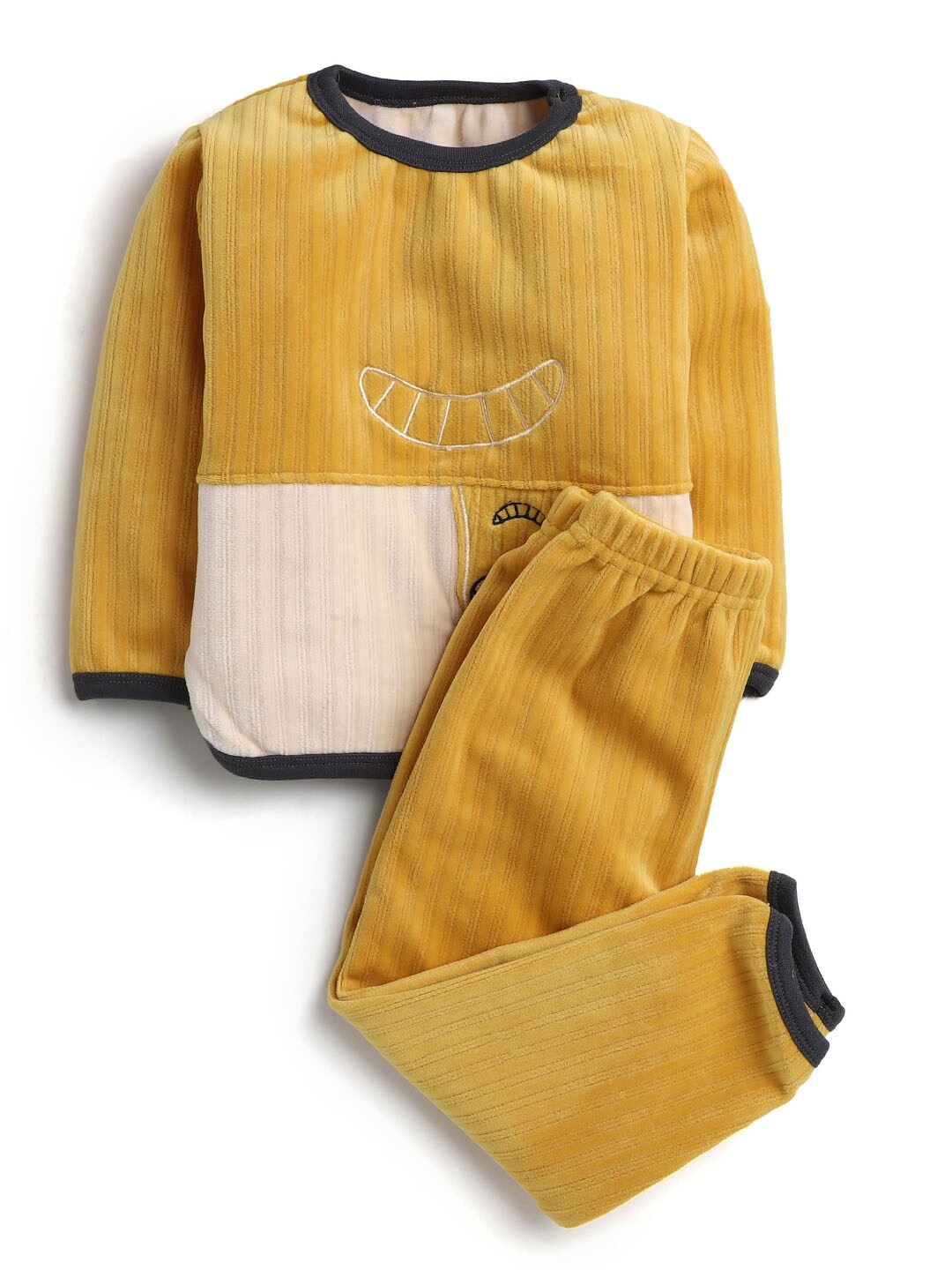 

Hopscotch Boys Yellow & Beige Striped T-shirt with Trousers