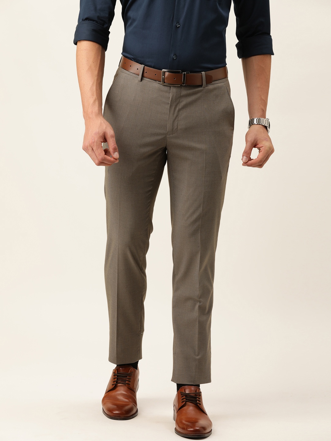

Peter England Men Brown Textured Neo Slim Fit Trousers