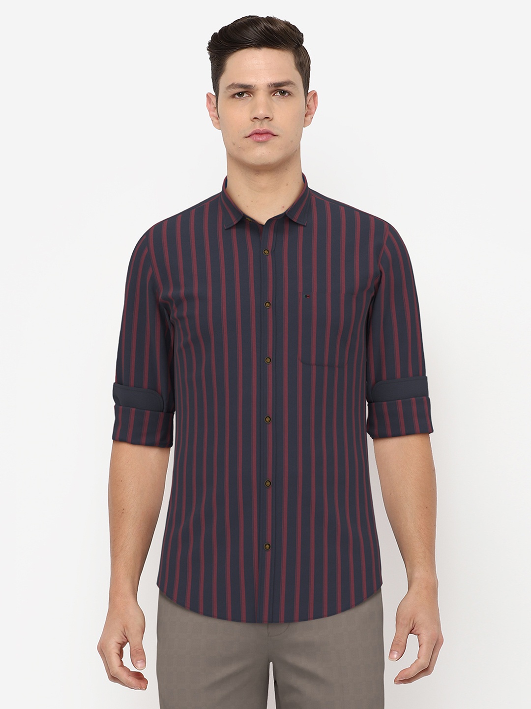 

Peter England Men Navy Blue Slim Fit Striped Casual Shirt