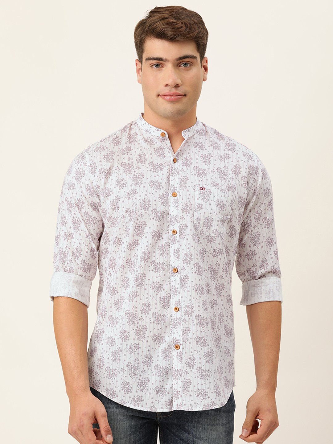 

Peter England Men White Slim Fit Floral Printed Casual Shirt
