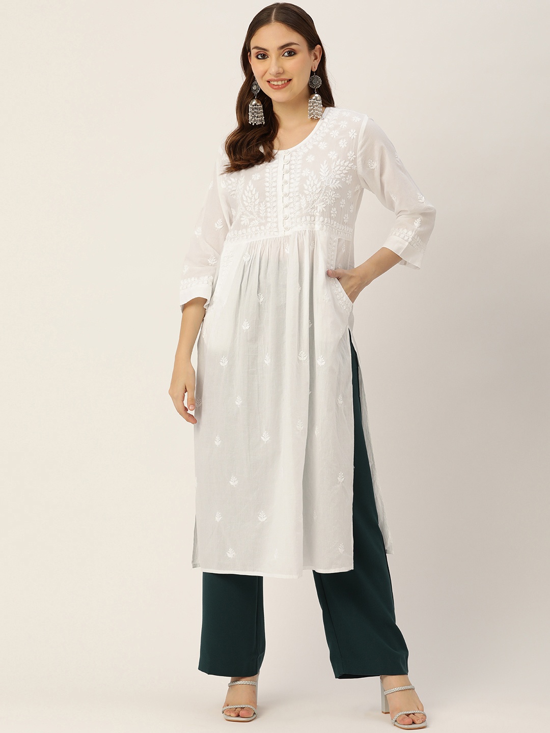 

HOUSE OF KARI Women White Cotton Chikankari Embroidered Kurta