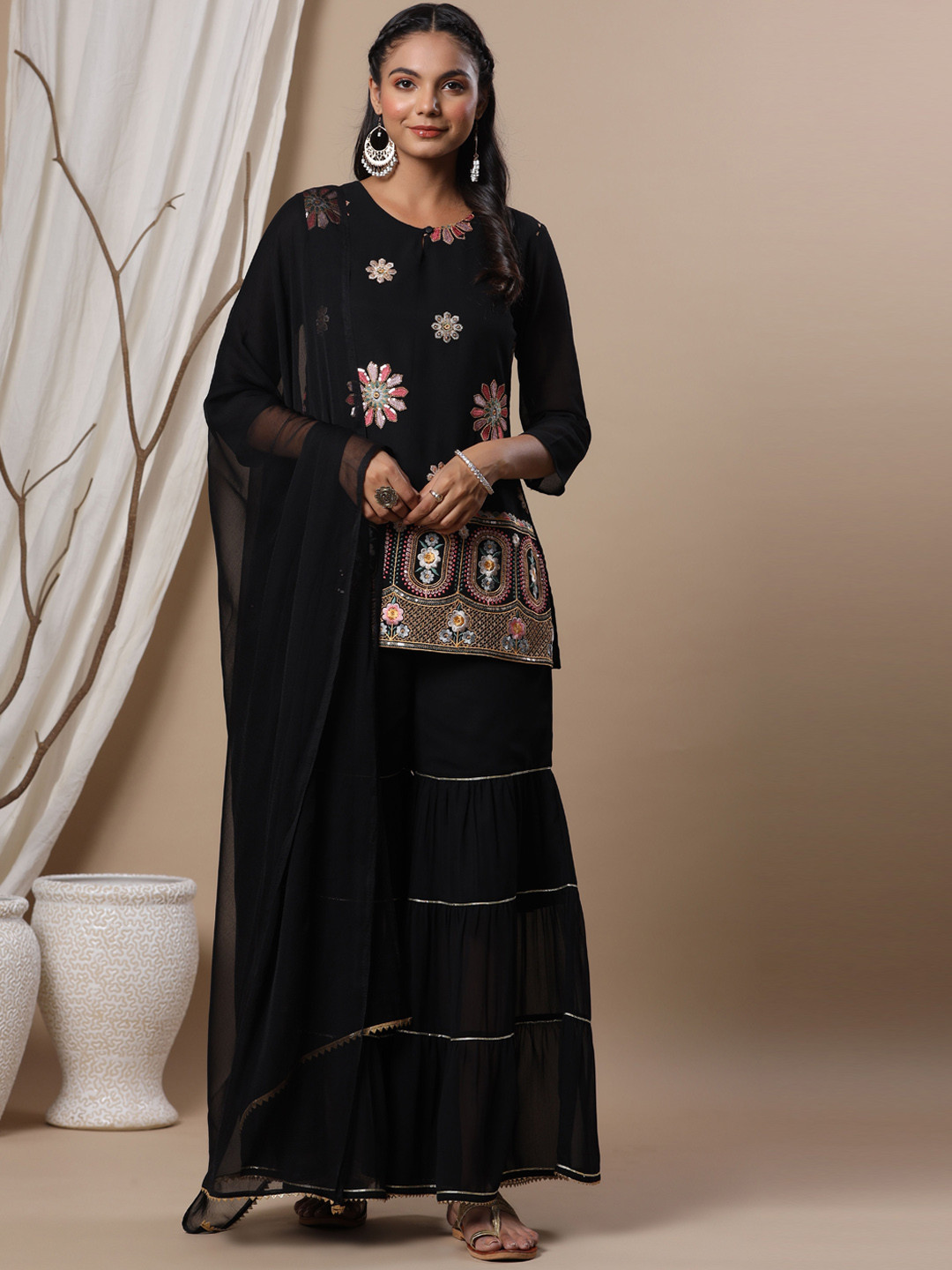

Juniper Women Black Printed Flared Sleeves Kurta