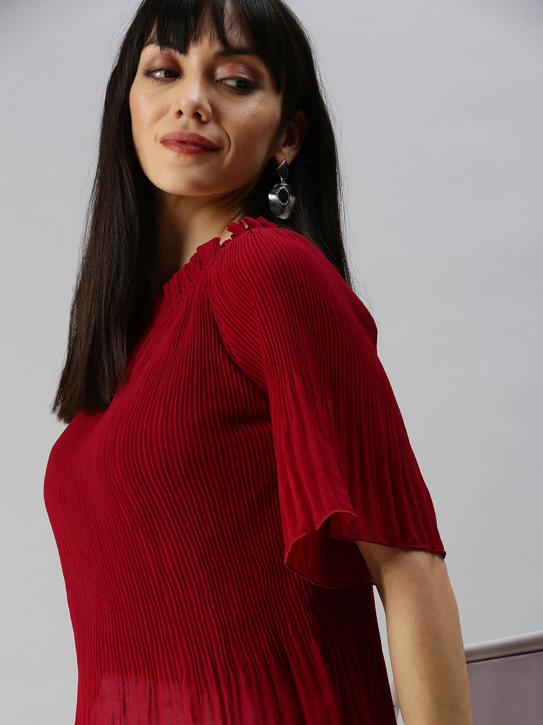

SHOWOFF Maroon Accordion Pleats Georgette Top