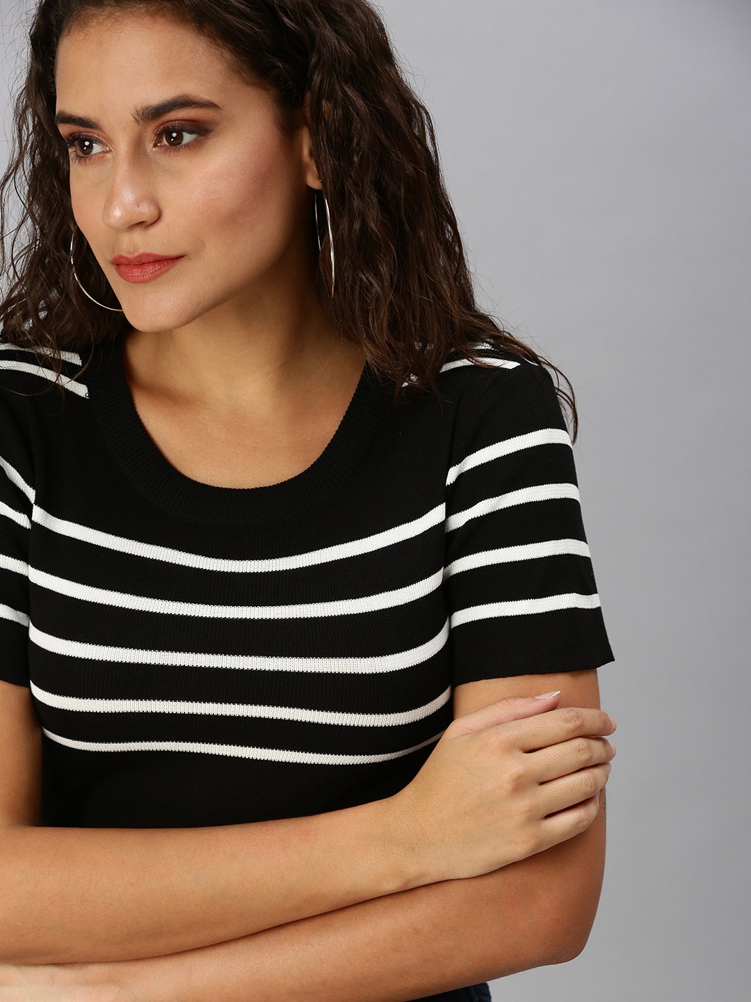 

SHOWOFF Black Striped Top
