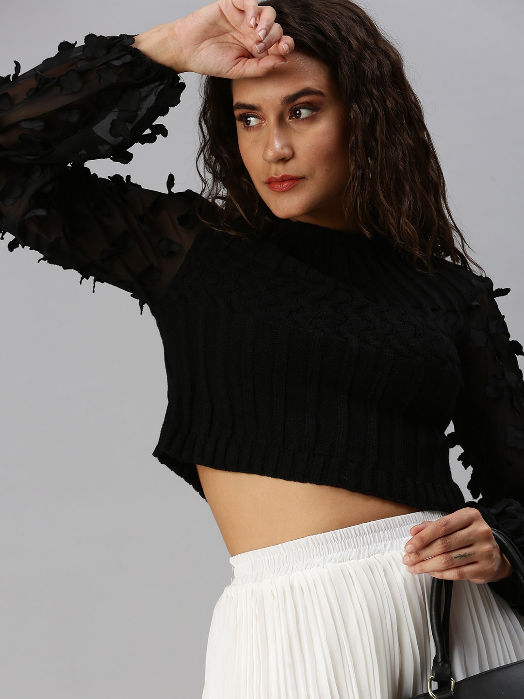 

SHOWOFF Black Applique Crop Top