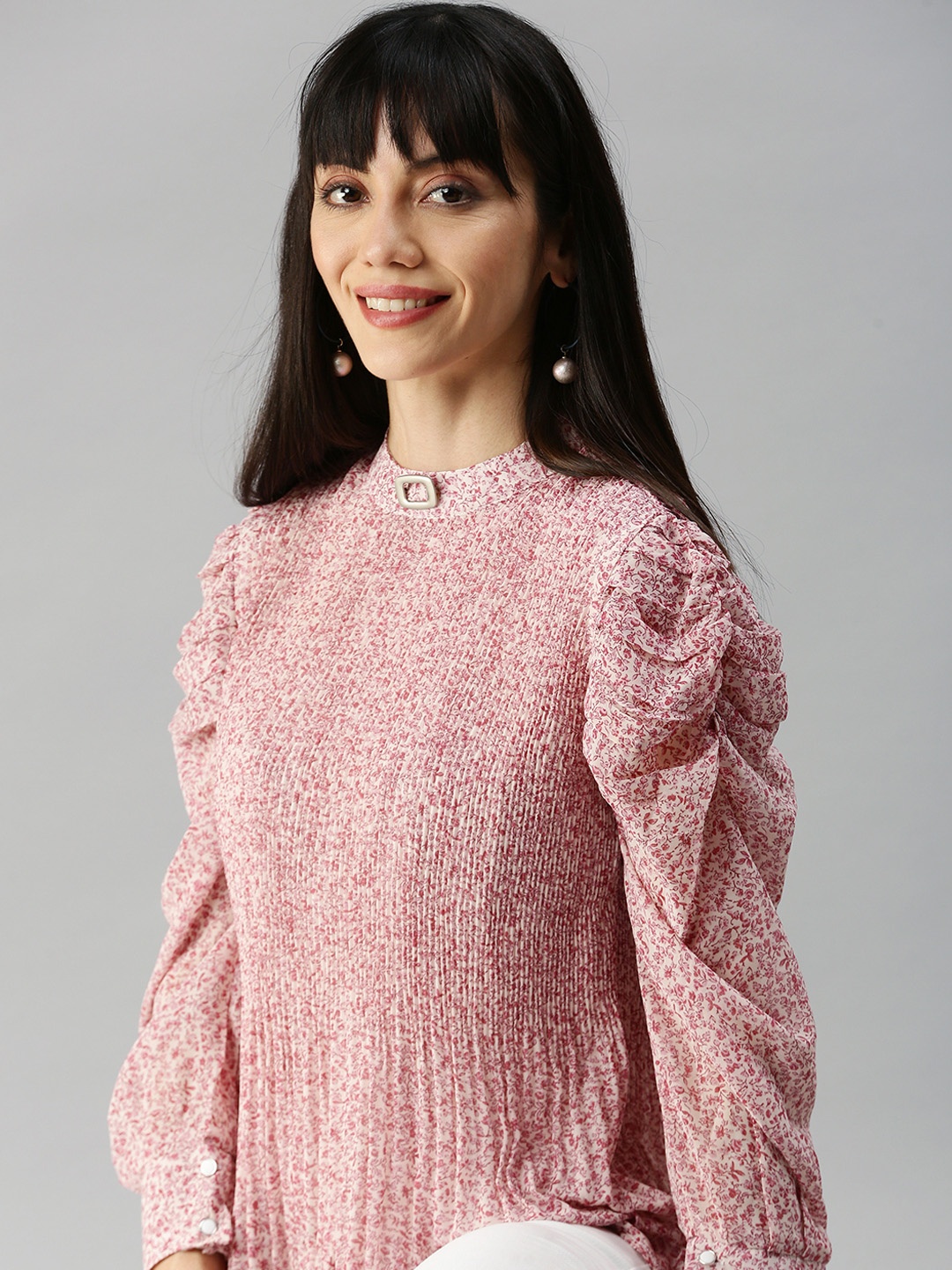 

SHOWOFF Pink Floral Mandarin Collar Accordion Pleats Georgette Top