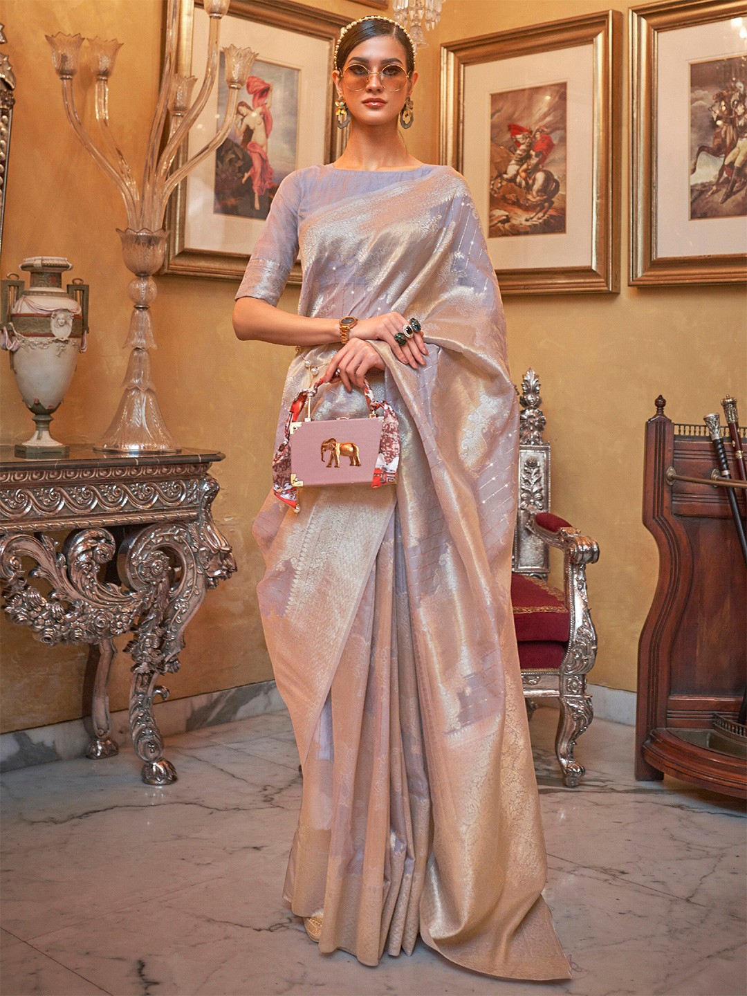 

Mitera Purple & Gold-Toned Woven Design Zari Silk Blend Banarasi Saree