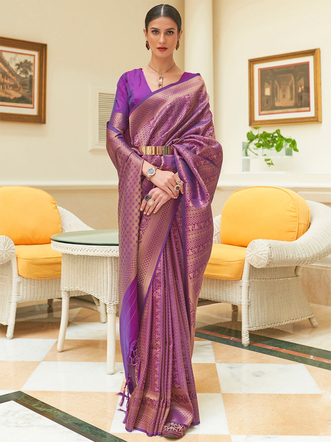 

Mitera Purple & Golden Woven Design Zari Silk Blend Kanjeevaram Saree