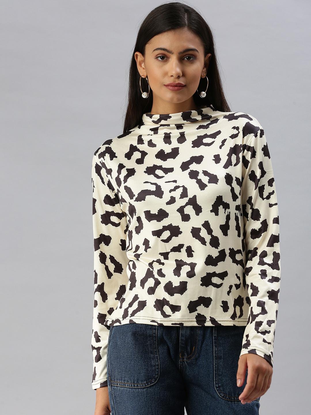 

SHOWOFF Champagne Animal Print Top