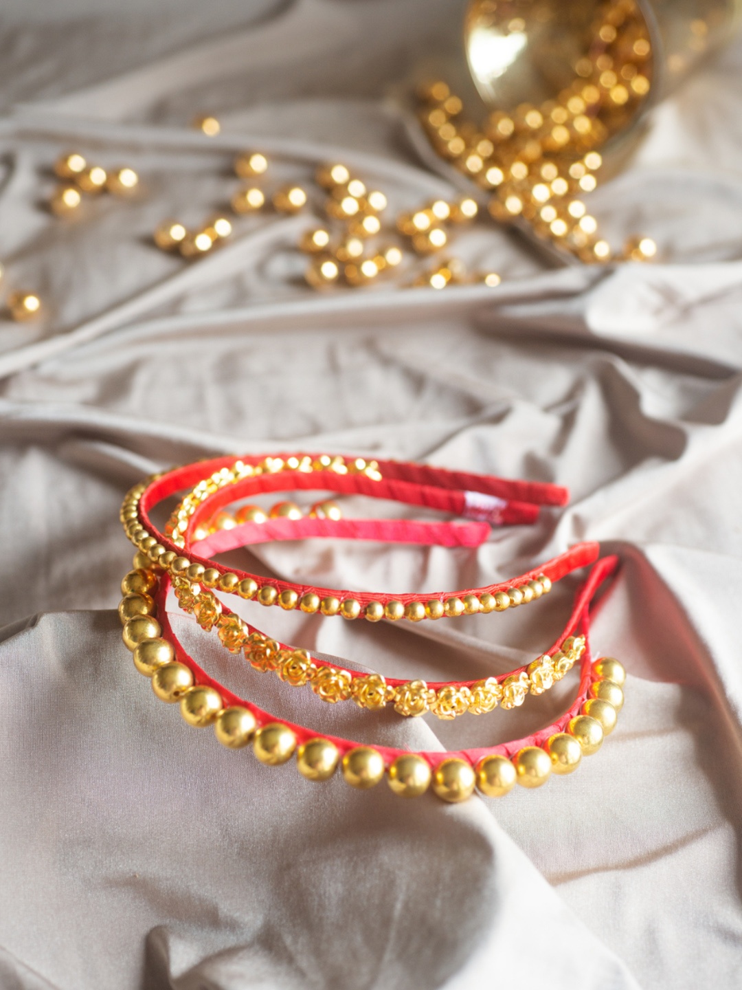 

Choko Girls Gold-Toned & Red Set of 3 Embellished Hairband