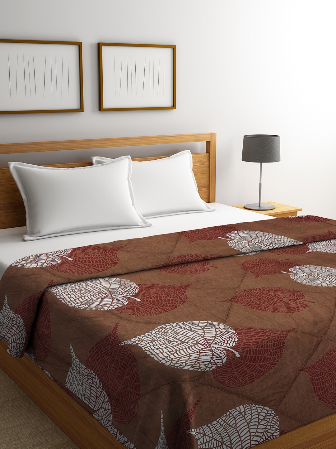 

KLOTTHE Brown & White Floral Mild Winter 553 GSM Double Bed Quilt