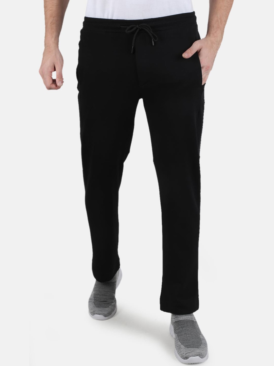 

Monte Carlo Men Black Solid Track Pants
