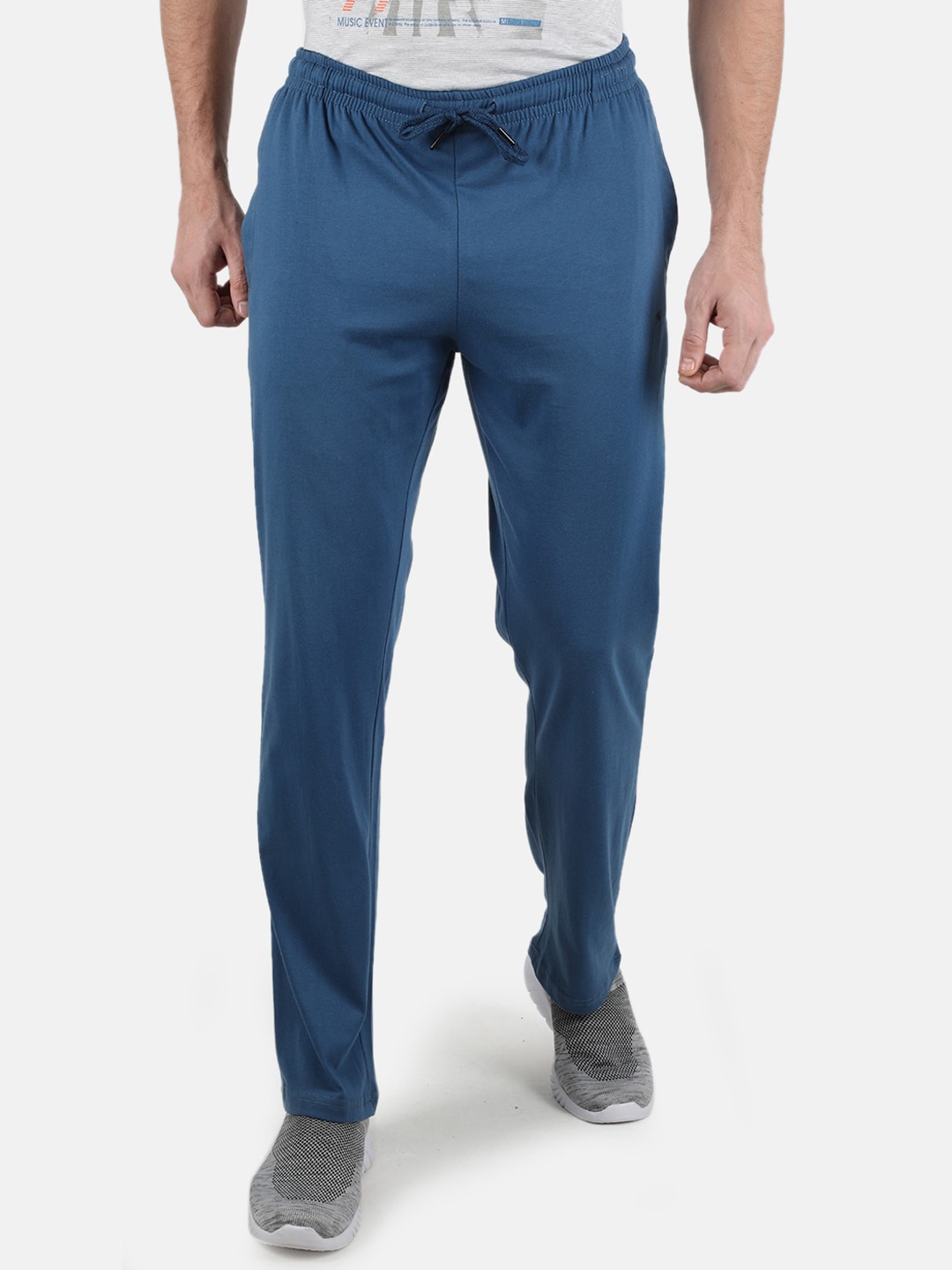 

Monte Carlo Men Blue Solid Track Pants