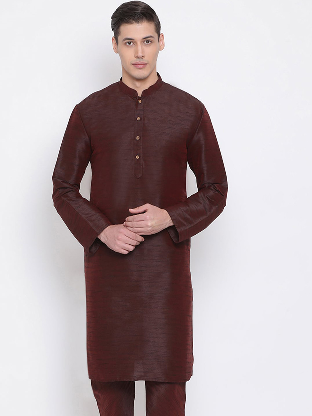 

VASTRAMAY Men Burgundy Flared Sleeves Thread Work Kurta