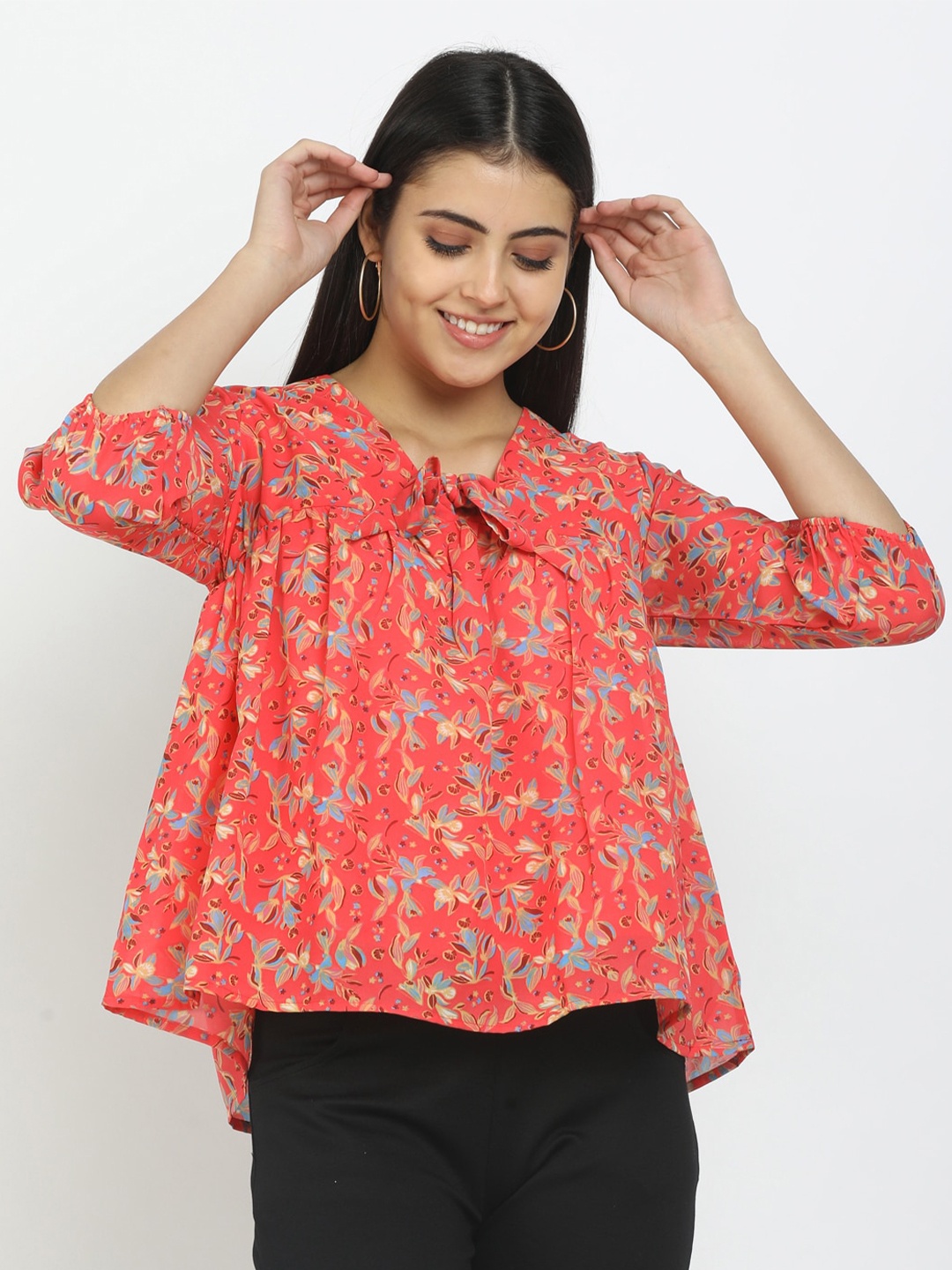 

V-Mart Multicoloured Floral Print Tie-Up Neck Top, Multi