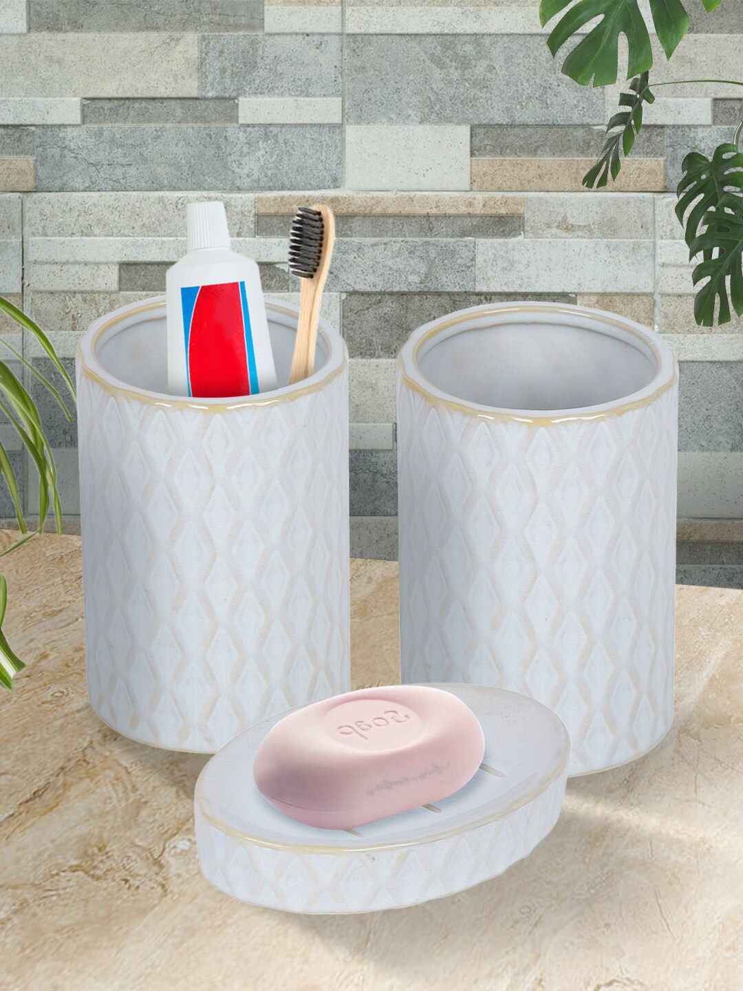 

House Of Accessories Set of 3 White Bathroom Accessories