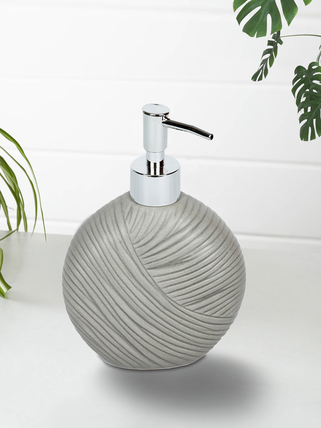 

House Of Accessories Grey Soap Dispenser