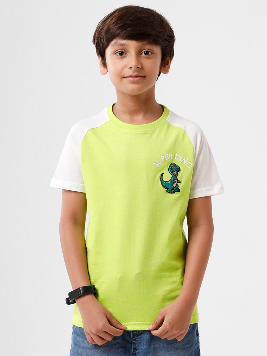 

PIPIN Boys Yellow Applique T-shirt