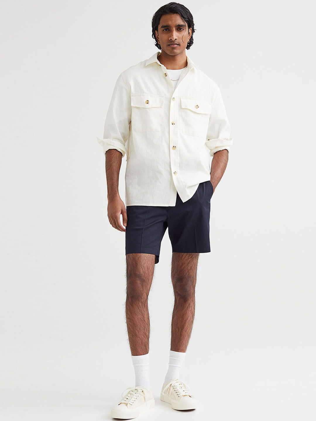 

H&M Men Navy Blue Solid Regular Fit Chino Shorts